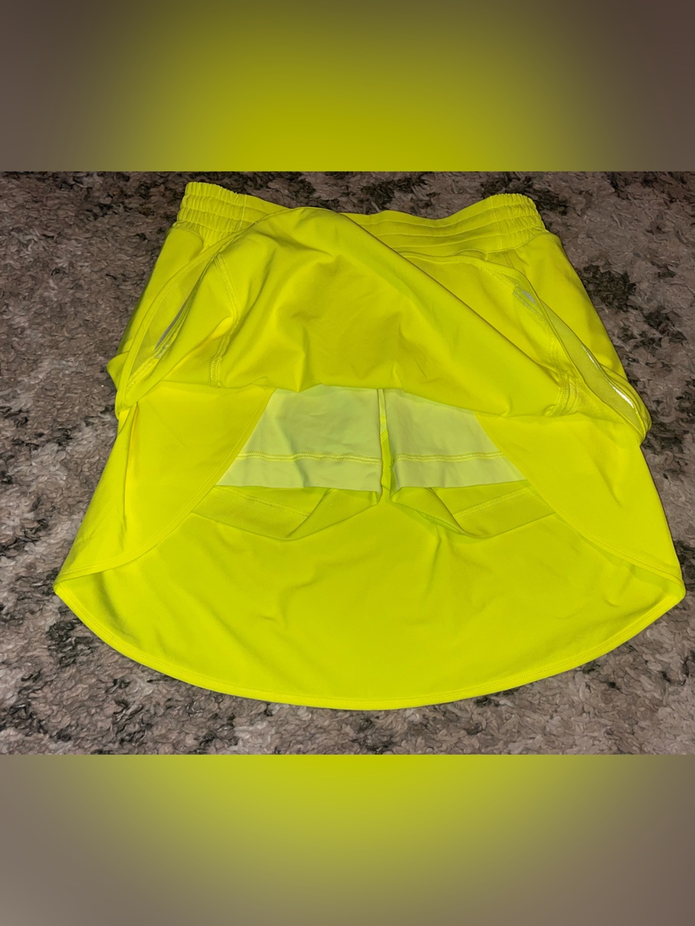 lululemon athletica Neon Yellow court rival high rise Women’s Athletic Skort - Picture 4 of 6
